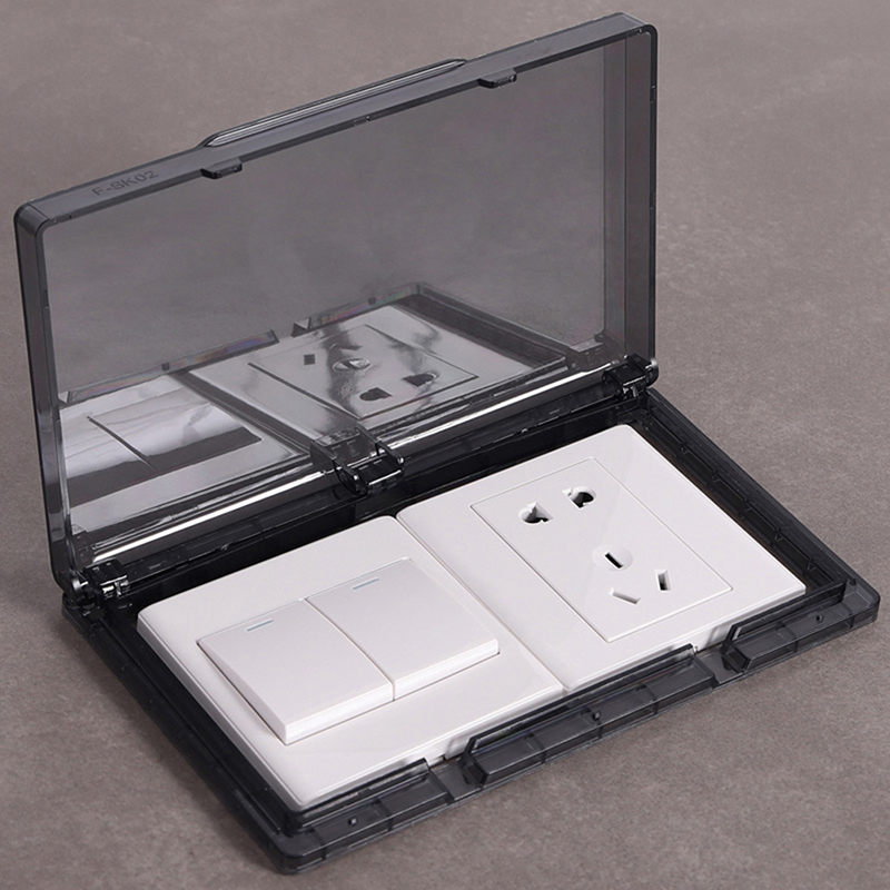 Outdoor Power Outlet Cover - Couvercle de sortie extérieur résistant aux